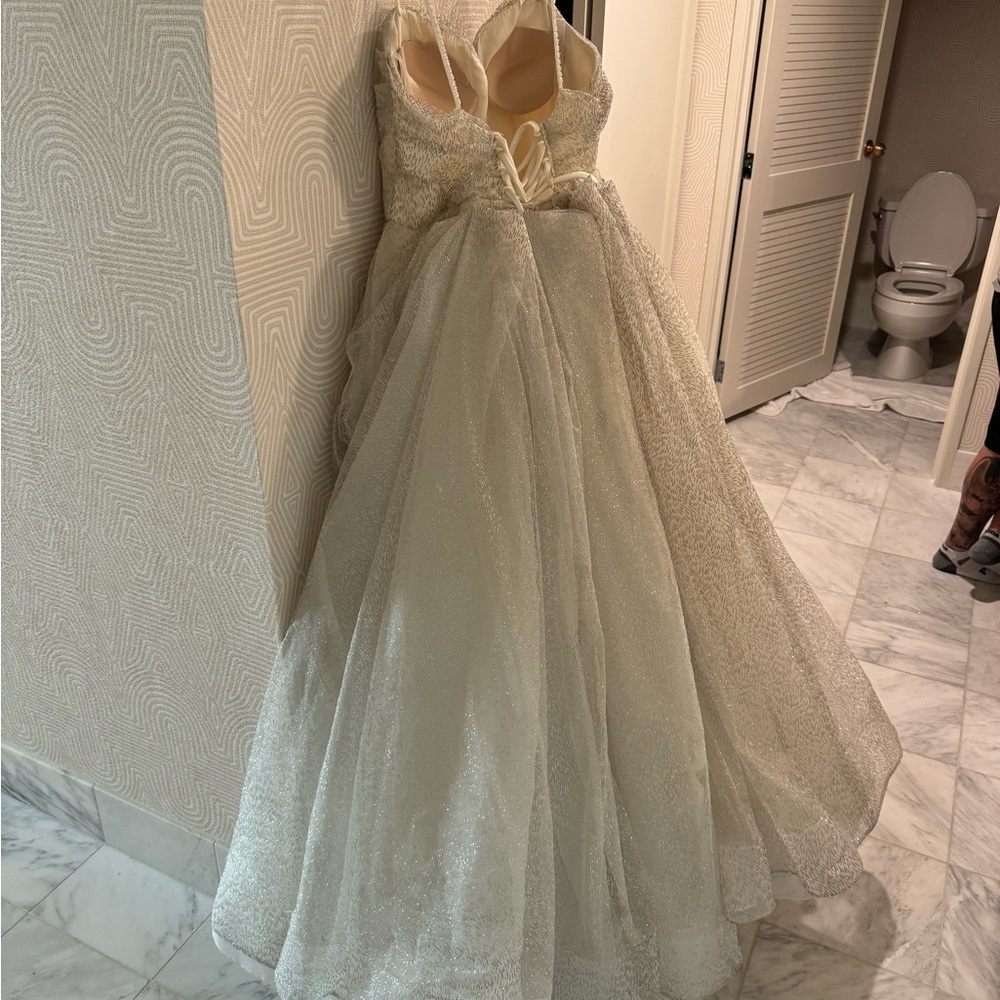 Lazaro STYLE 3810